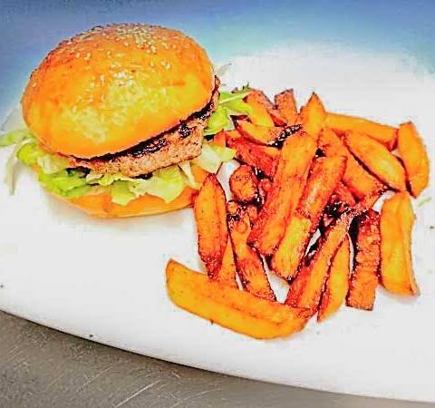 1.Classic Burger (Hausgemacht)