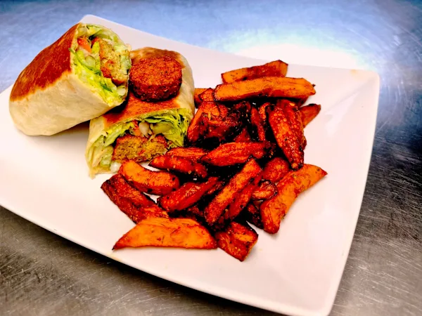 3.Falafel vegan Wrap