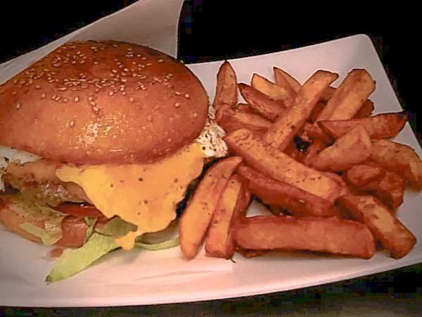 6.Mexico Burger (scharf) (Hausgemacht)