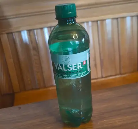 Mineralwasser 0.5l